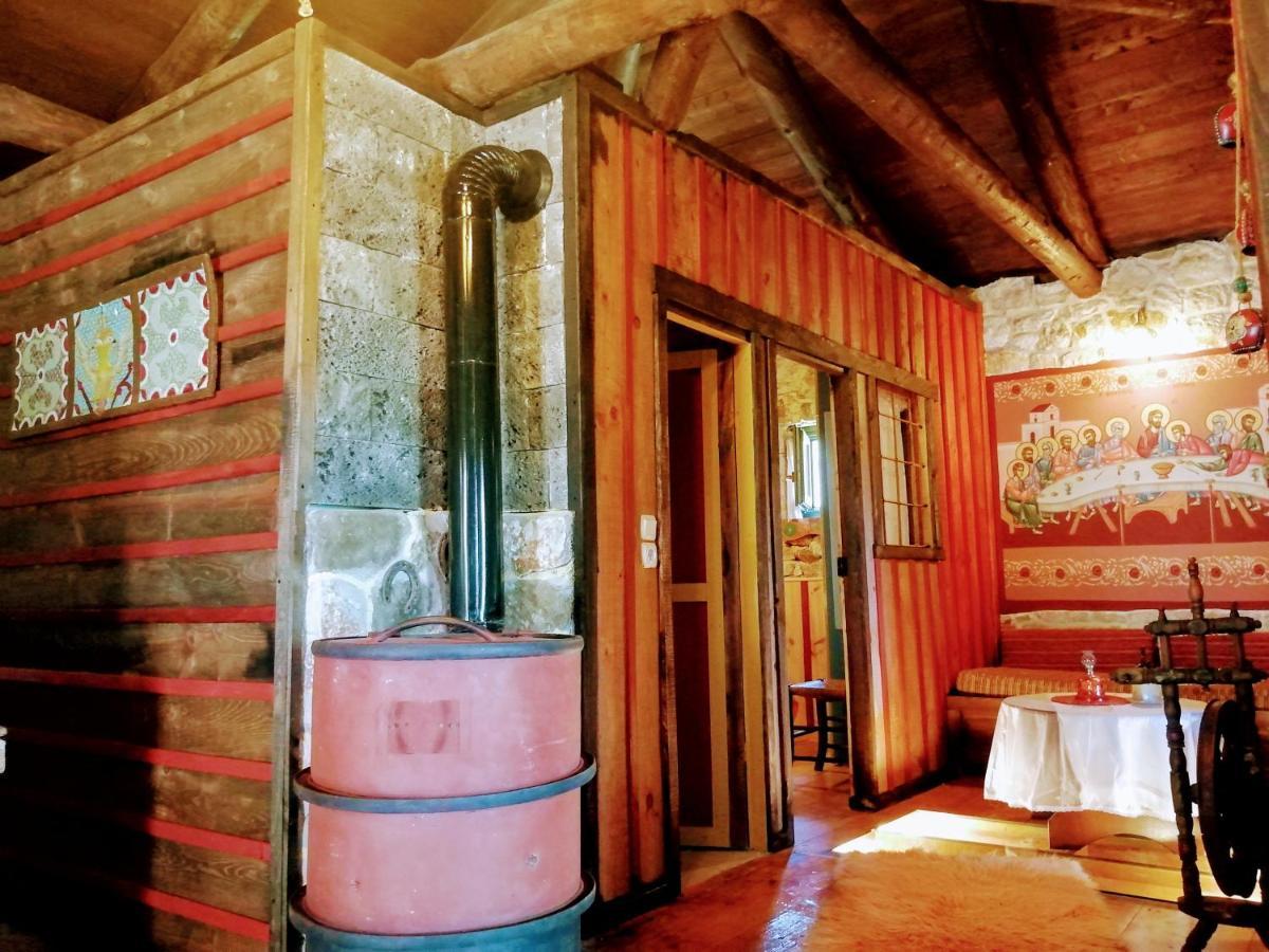 Yono'S Traditional House Ano Ravenia Buitenkant foto