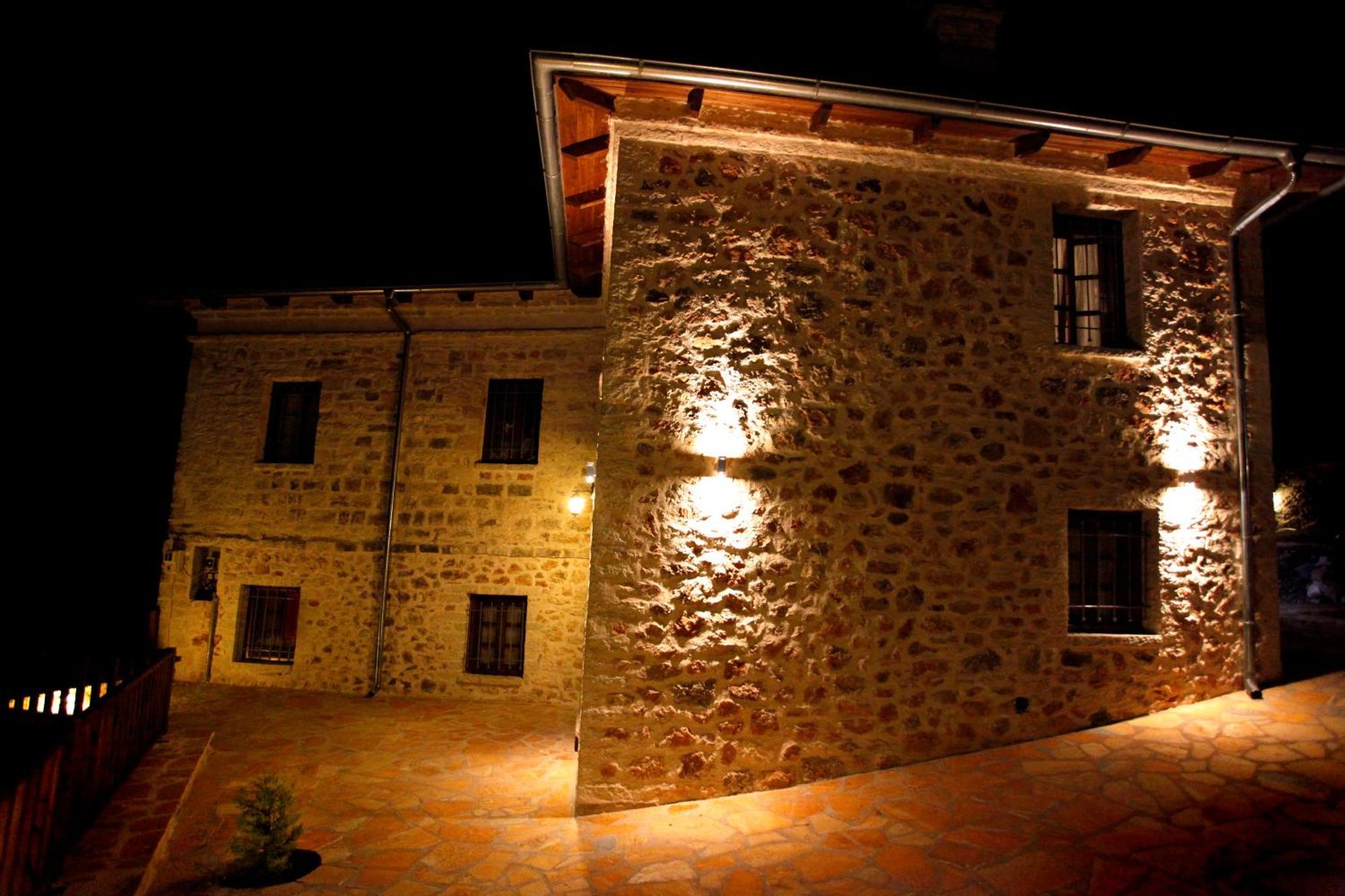 Yono'S Traditional House Ano Ravenia Buitenkant foto