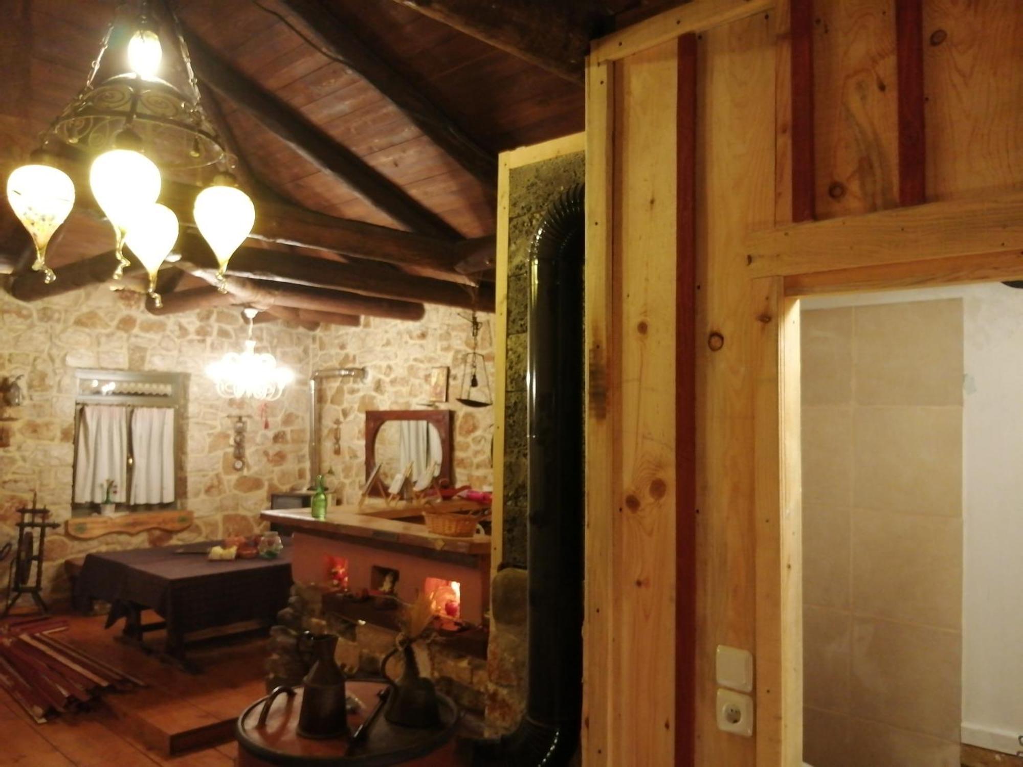 Yono'S Traditional House Ano Ravenia Kamer foto