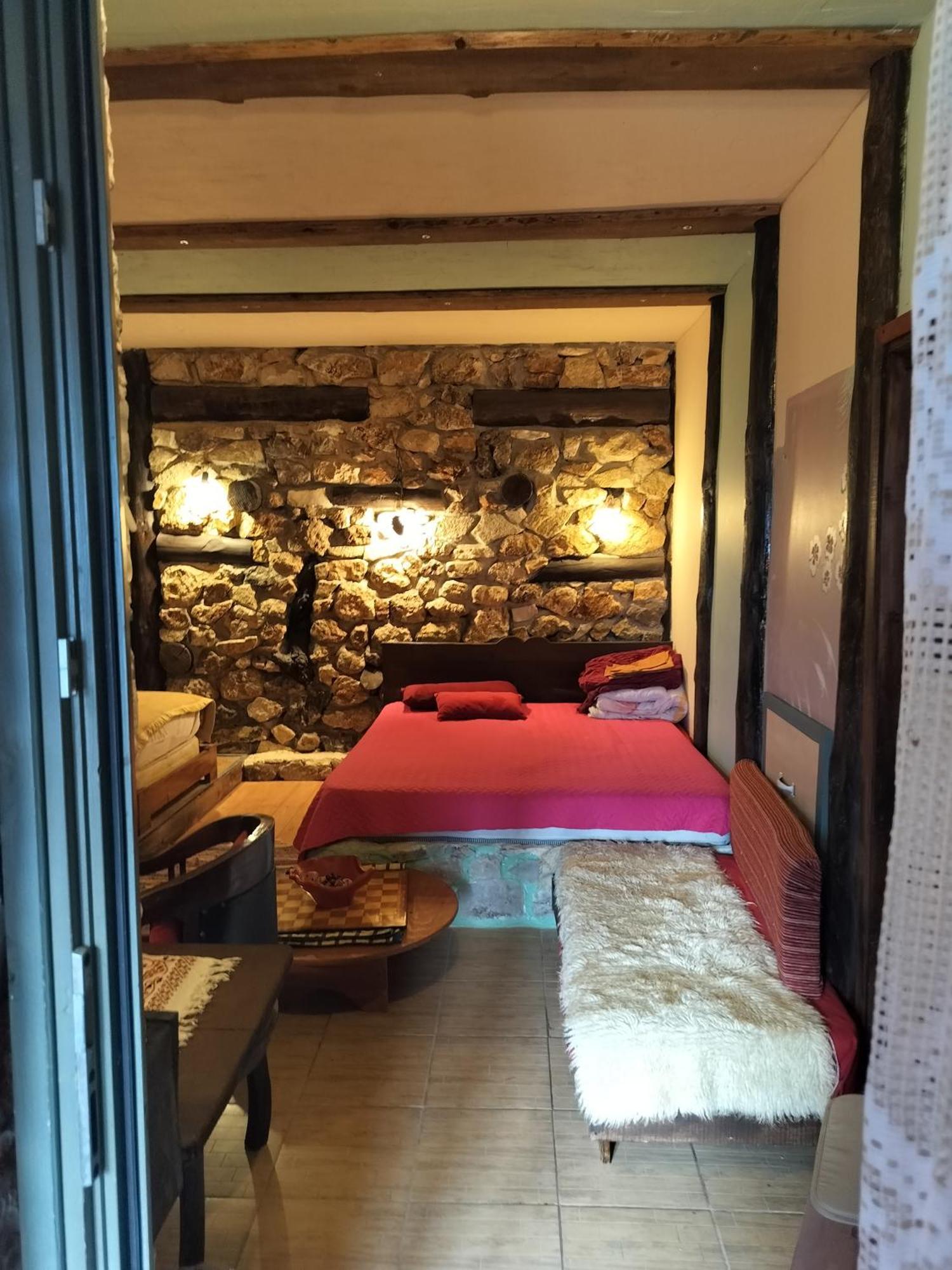Yono'S Traditional House Ano Ravenia Kamer foto
