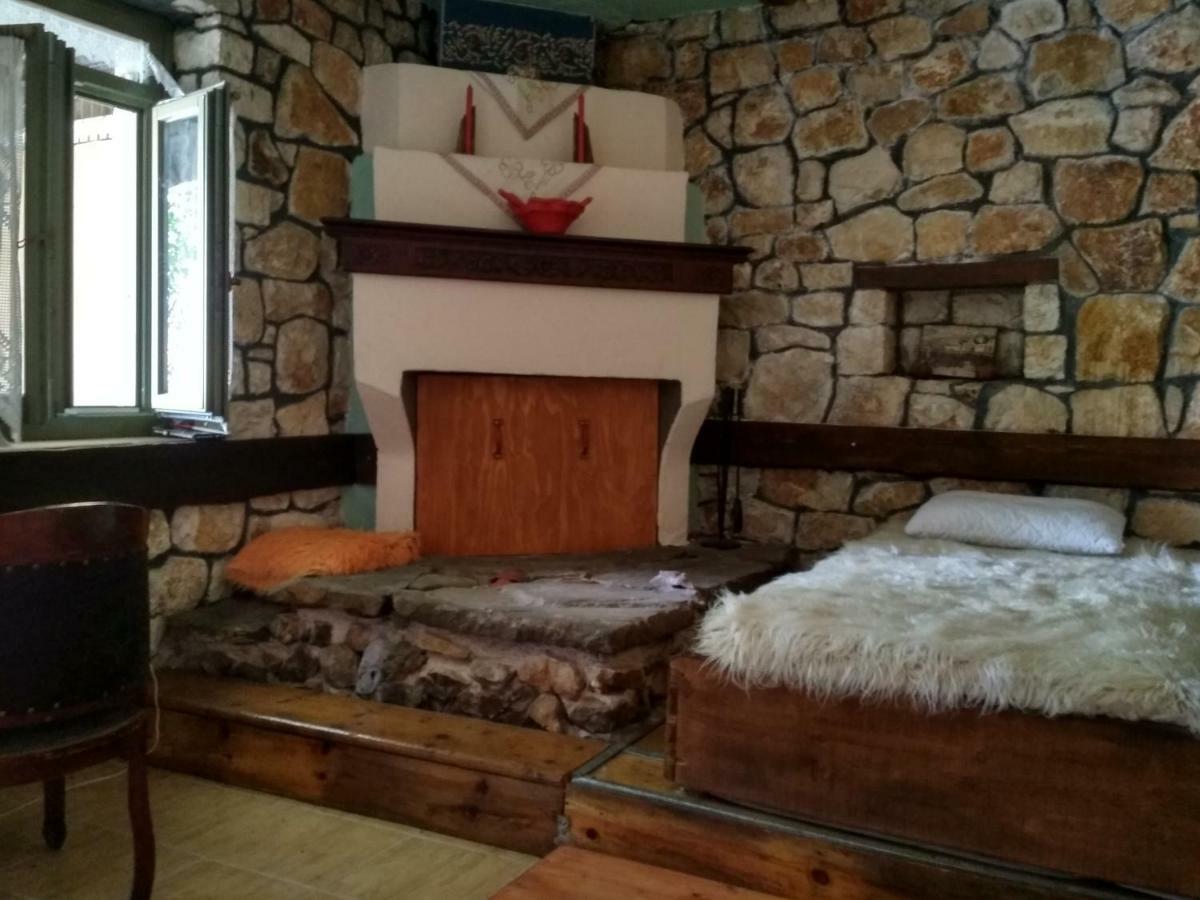 Yono'S Traditional House Ano Ravenia Buitenkant foto
