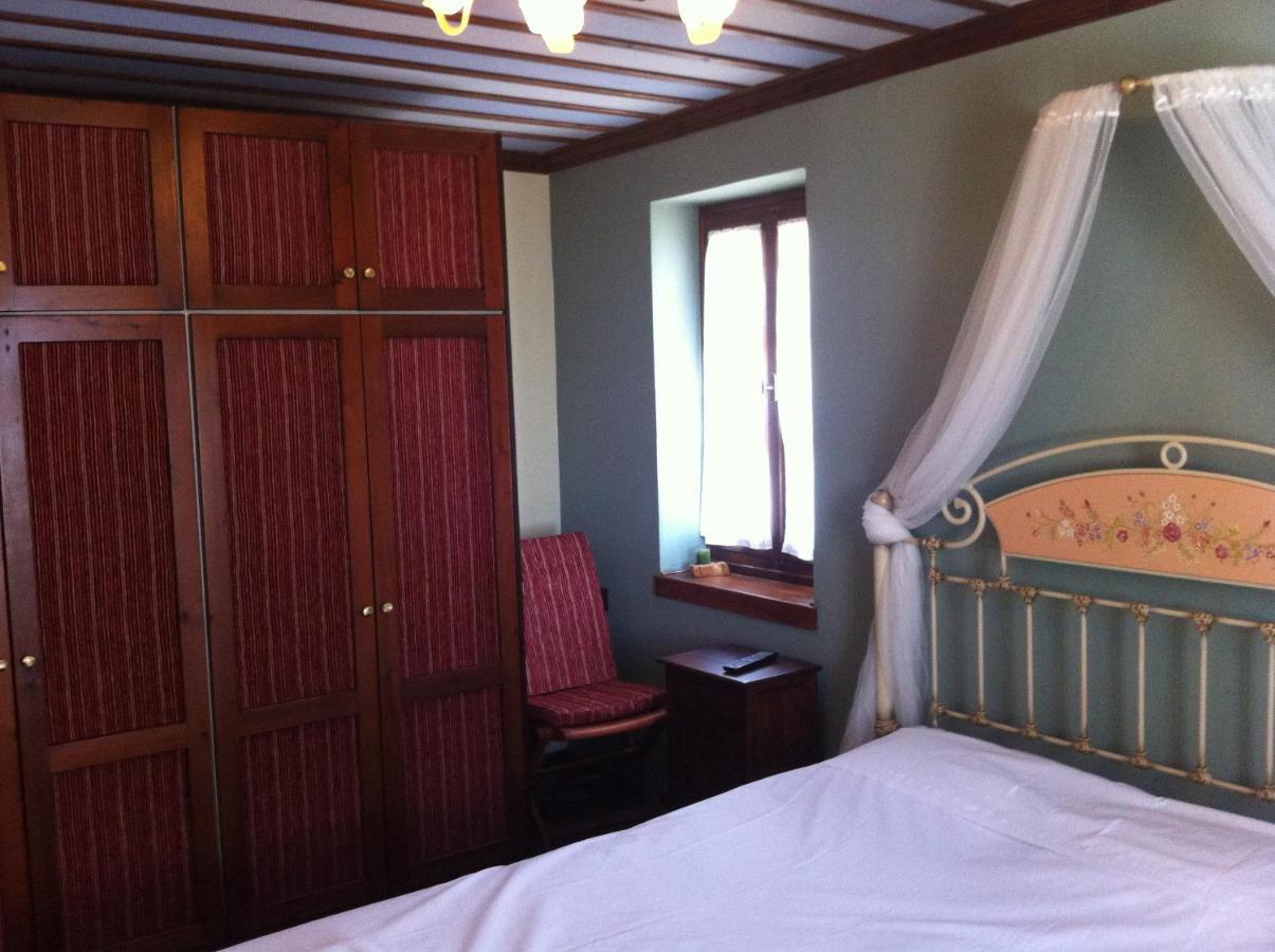 Yono'S Traditional House Ano Ravenia Kamer foto